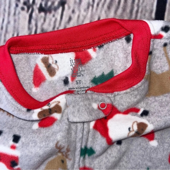 Carters Christmas pajamas 5T - Picture 3 of 5